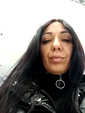 LeticiaWoods online show from 03.15.25