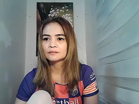 Kisses-13 online show from 01.26.25