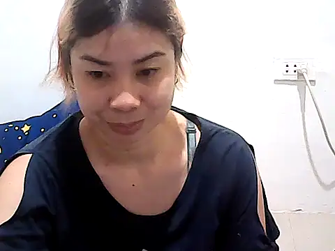 Snapshot of Totally_Naked69 chatting on 12.05.24 Totally Naked69 online show from 12.05.24