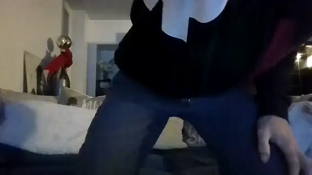 lololaland online show from 11.26.25