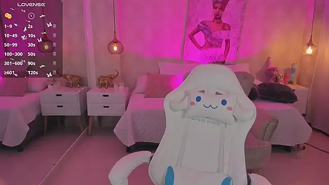 Snapshot of LITTLE-VIVI chatting on 03.19.25 LITTLE-VIVI online show from 03.19.25