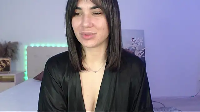 Snapshot of RoxannePure chatting on 01.22.25 RoxannePure online show from 01.22.25