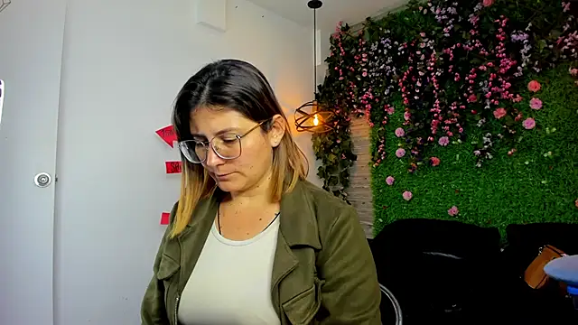 SarahDeyvis online show from 11.03.25