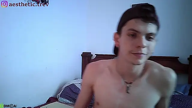 Snapshot of Twink_Temptation chatting on 01.11.25 Twink Temptation online show from 01.11.25