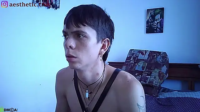 Snapshot of Twink_Temptation chatting on 01.20.25 Twink Temptation online show from 01.20.25