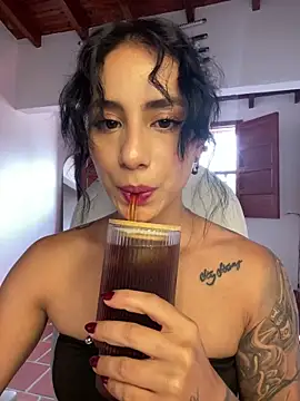 Snapshot of Ale_Lewis chatting on 02.24.26 Ale Lewis online show from 02.24.26