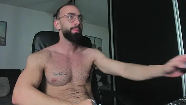 MichaelMasterss online show from 10.24.25