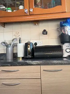 bigbrown- online show from 03.09.25