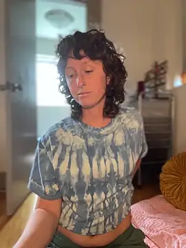 mossy kiss online show from 04.05.26