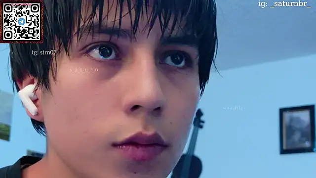 Snapshot of seraph1n chatting on 02.12.26 seraph1n online show from 02.12.26