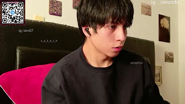 Snapshot of seraph1n chatting on 02.17.26 seraph1n online show from 02.17.26