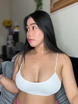 JazzieXo online show from 02.18.25