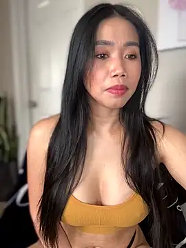 Snapshot of JazzieXo chatting on 02.20.26 JazzieXo online show from 02.20.26