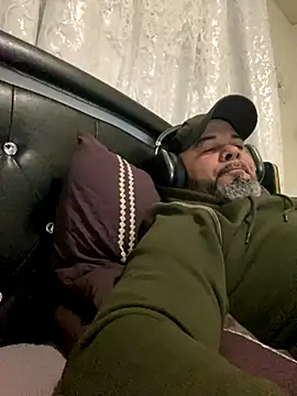 Cristian-Brayan online show from 11.24.25