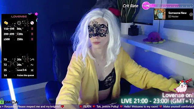 Snapshot of strawberry_muffin chatting on 01.07.25 strawberry muffin online show from 01.07.25