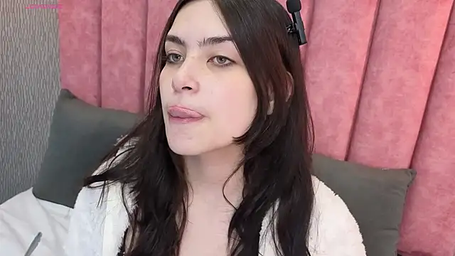 Alexa Thaylor  online show from 03.05.26