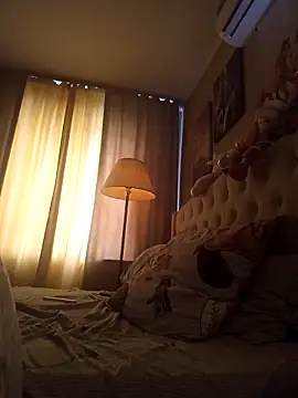 Snapshot of ROXOLANAA_SEXY chatting on 03.03.26 ROXOLANAA SEXY online show from 03.03.26