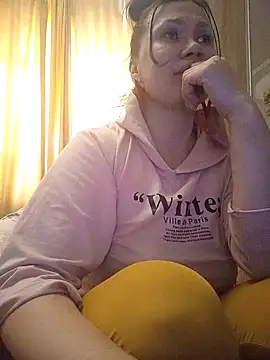 Snapshot of ROXOLANAA_SEXY chatting on 03.30.26 ROXOLANAA SEXY online show from 03.30.26