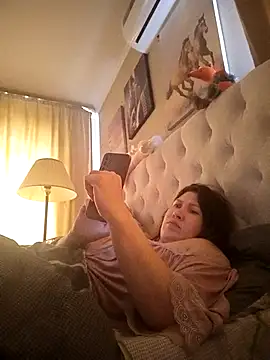 Snapshot of ROXOLANAA_SEXY chatting on 04.09.26 ROXOLANAA SEXY online show from 04.09.26