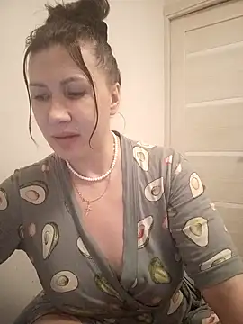 Snapshot of ROXOLANAA_SEXY chatting on 04.09.26 ROXOLANAA SEXY online show from 04.09.26