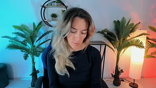 RebeccaMartinez online show from 12.27.24