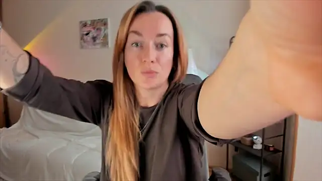 RebeccaMartinez online show from 10.31.25