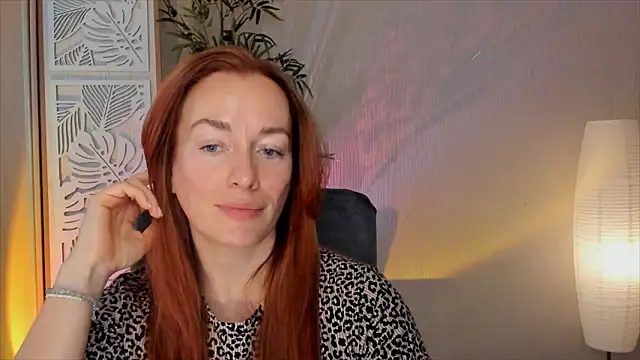 RebeccaMartinez online show from 03.05.26