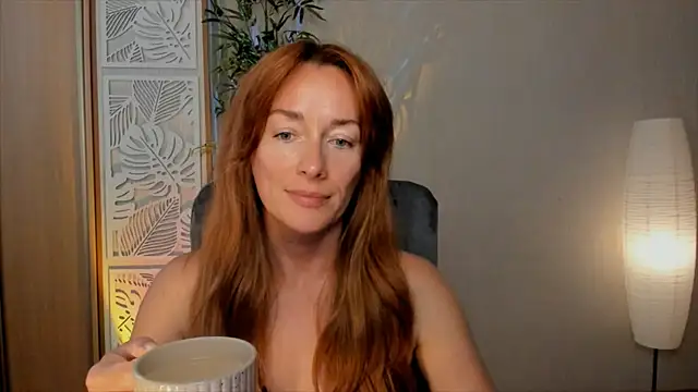 Snapshot of RebeccaMartinez chatting on 07.02.26 RebeccaMartinez online show from 07.02.26