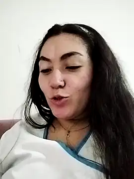 Snapshot of katha_steele_ chatting on 09.11.25 katha steele online show from 09.11.25