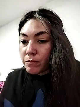 Snapshot of katha_steele_ chatting on 10.18.25 katha steele online show from 10.18.25