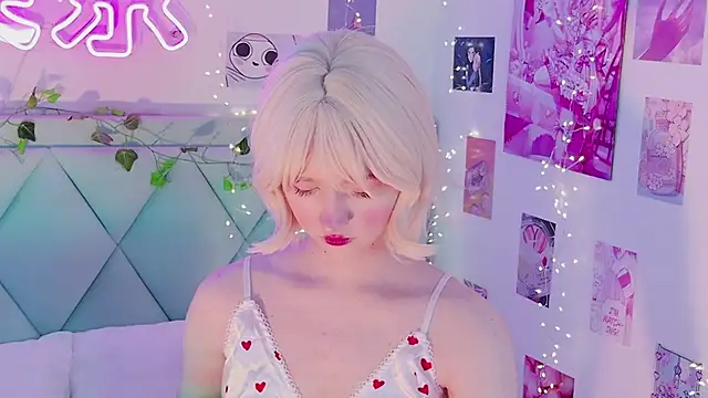 EffyEfans online show from 02.22.25