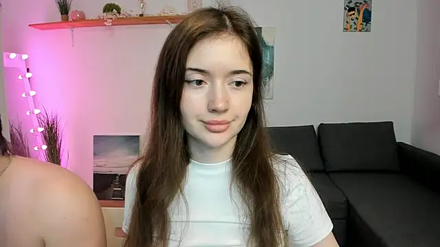 Snapshot of PollyFlame chatting on 10.19.25 PollyFlame online show from 10.19.25