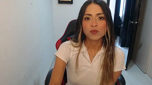 Liamiler01  online show from 11.28.25