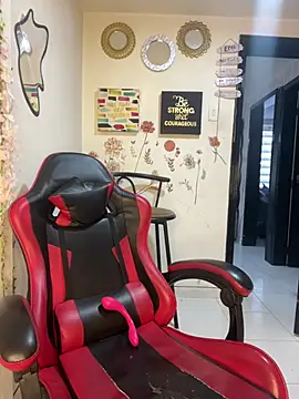 Liamiler01  online show from 04.22.26