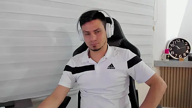 Rick Diesel  online show from 10.31.25