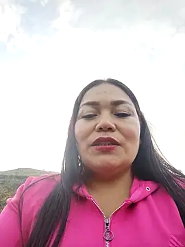 Snapshot of violet_moore chatting on 10.15.25 violet moore online show from 10.15.25