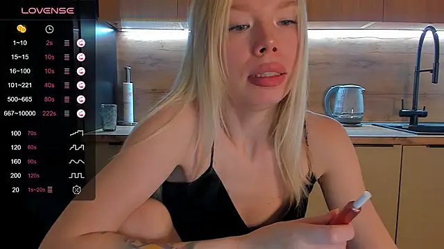 Olivia Bells online show from 05.17.26
