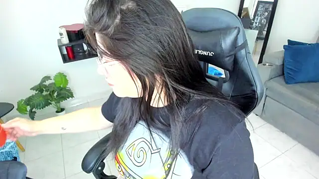 BellaFlaming online show from 09.22.25