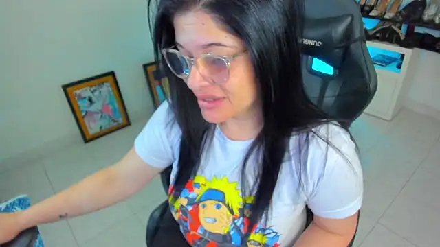 BellaFlaming online show from 04.06.26