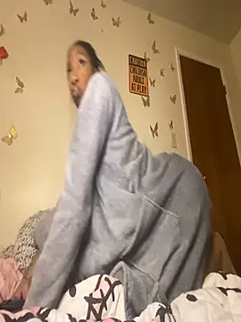 Iceblanca online show from 12.04.25