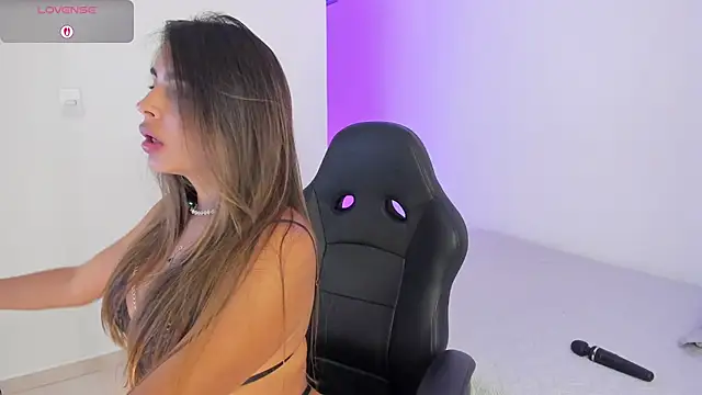 AnitaHaywood  online show from 10.24.25