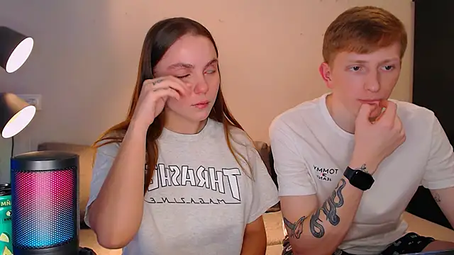 juliaanddima online show from 12.14.24