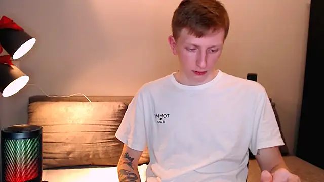 juliaanddima online show from 11.28.25