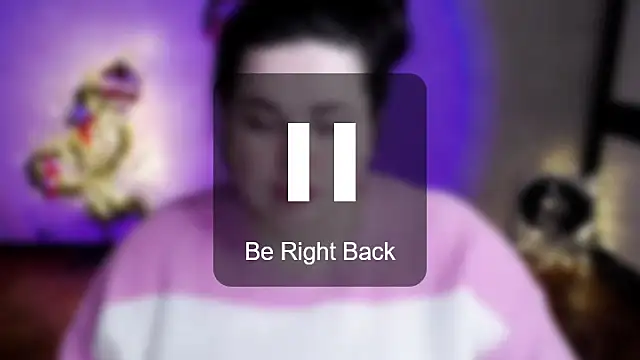 Emily Mo online show from 01.07.26