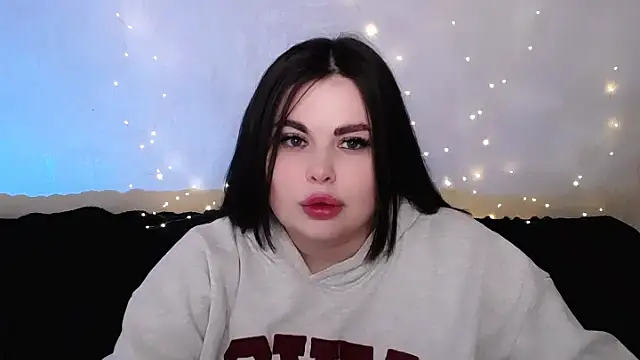 Emily Mo online show from 03.08.26