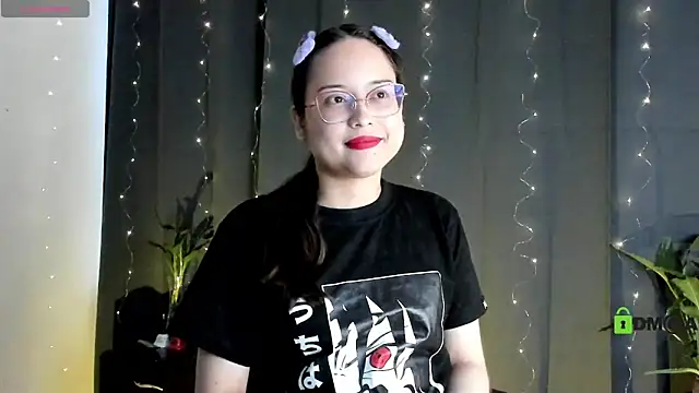 Snapshot of shantalc3rezo chatting on 02.11.25 shantalc3rezo online show from 02.11.25