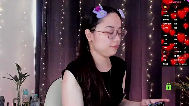 Snapshot of shantalc3rezo chatting on 03.14.25 shantalc3rezo online show from 03.14.25