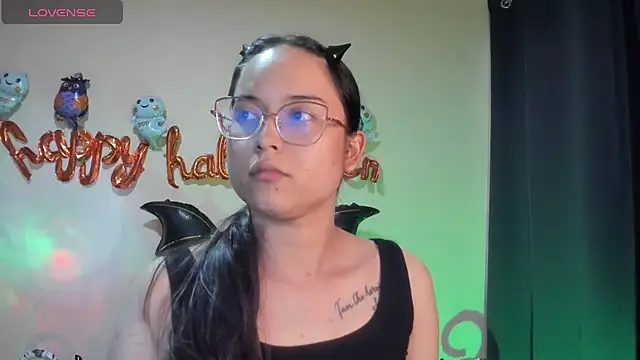 shantalc3rezo online show from 10.22.25