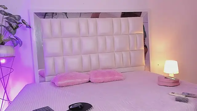 Anais aradia online show from 01.09.25