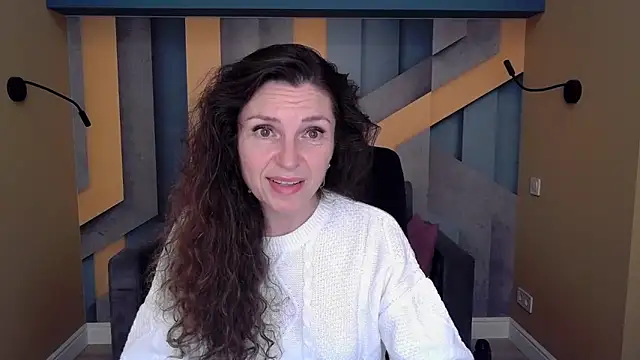 EllaLong online show from 10.18.25